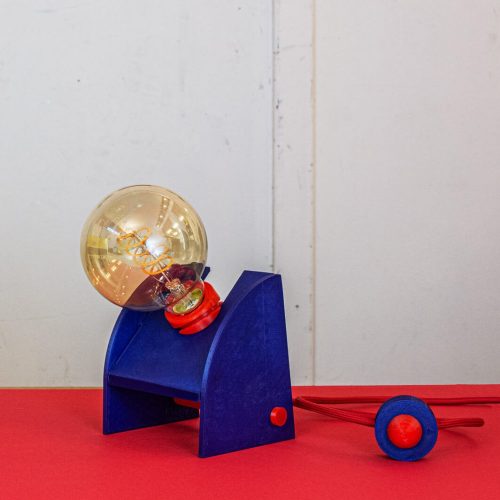 3D-geprinte bureaulamp 3d printed desk lamp designer lamp hola een stip