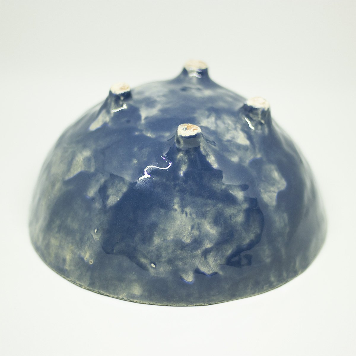 Dast football cup bowl glossy blue and transparent | Dast voetbal beker kom glanzend blauw en transparant - een stip