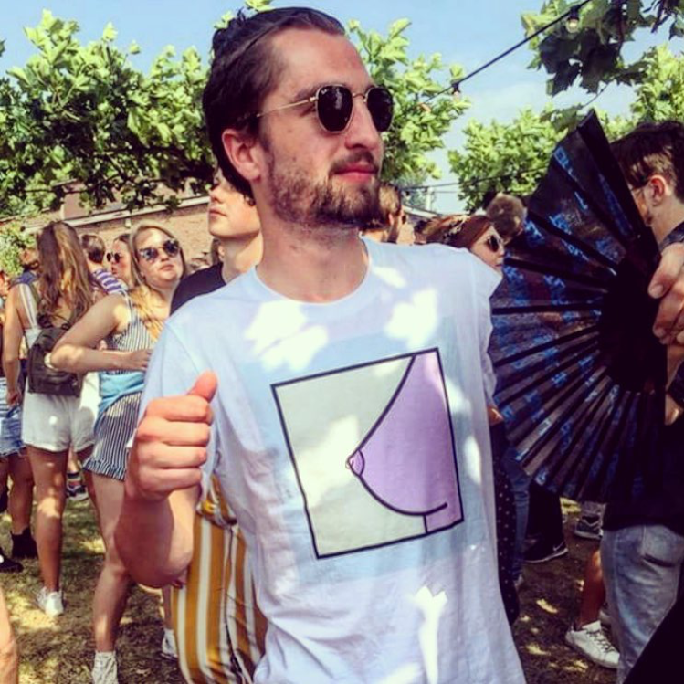 tiet, party girl, festival outfit, boobs, boob