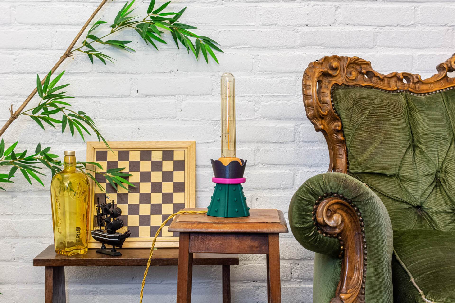 3D-geprinte bureaulamp 3d printed desk lamp designer lamp hola een stip