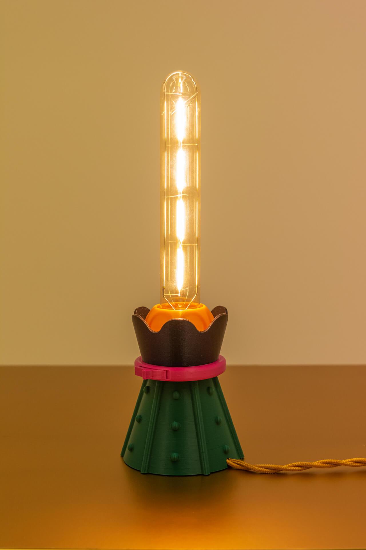 3D-geprinte bureaulamp 3d printed desk lamp designer lamp hola een stip