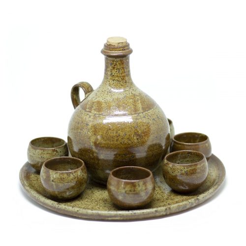 yesterday handmade ceramic drinking set with sever cups - een stip